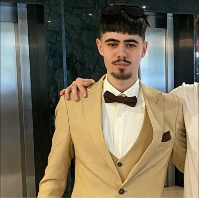 Lazar zoekt een Studio / Kamer in Leeuwarden